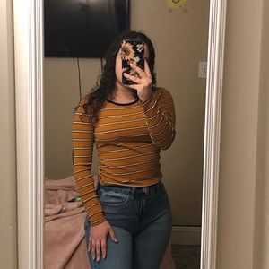 CHARLOTTE RUSSE LONG SLEEVE TOP